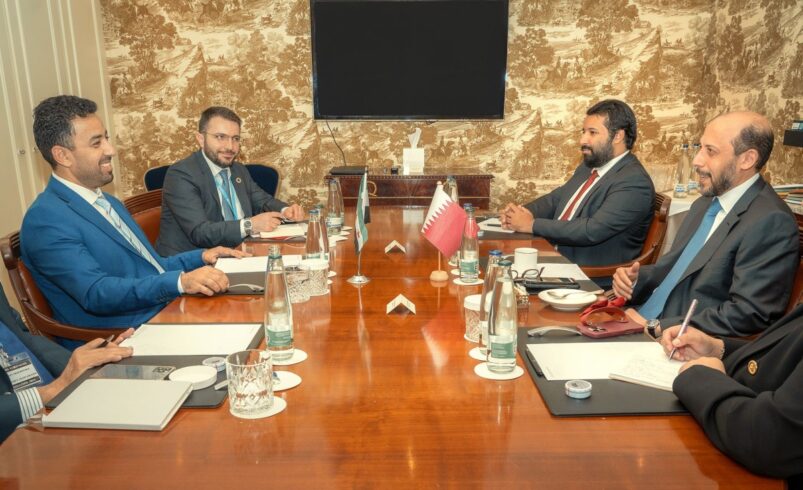 وزير الصحة يلتقي نظراءه من العراق وسوريا والسودان وإيران وكوبا