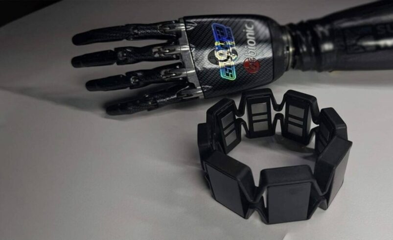 التحكم بالأطراف الصناعية